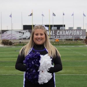 Meet your Posher, Emilia